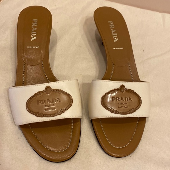 Prada sandles - Picture 1 of 7